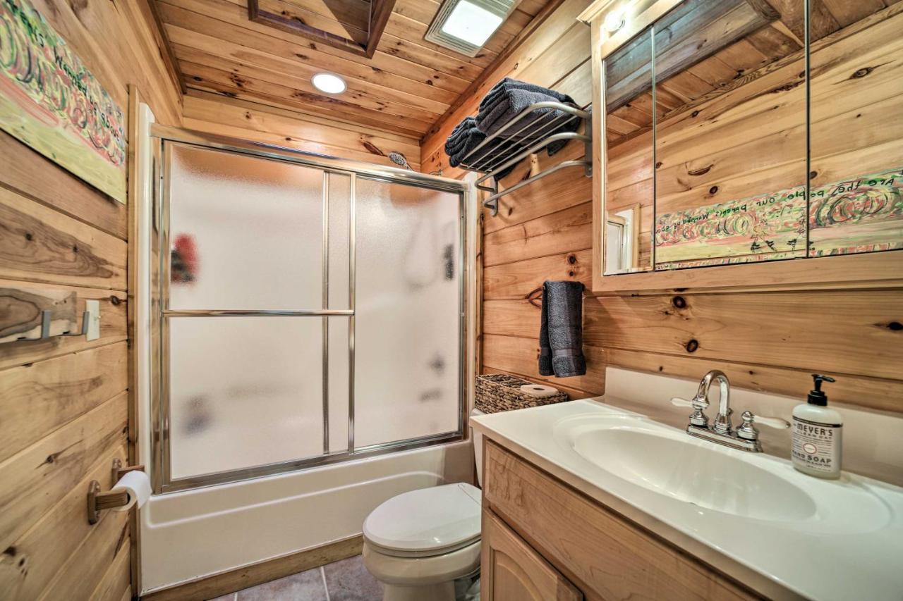 Highlands Cabin On Buck Creek About 8 Mi To Town! Buitenkant foto